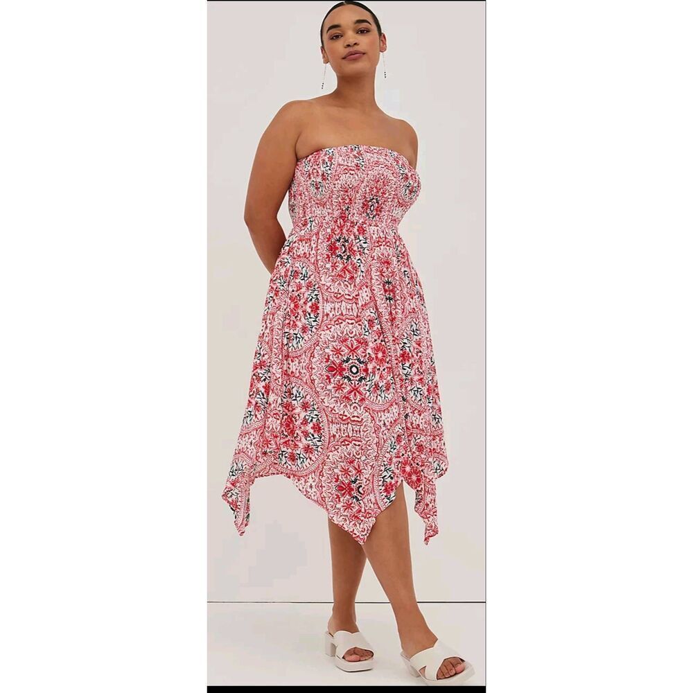 Torrid Gauze Medallion Hanky Hem Dress Size 2 Strapless Pockets Removable Straps